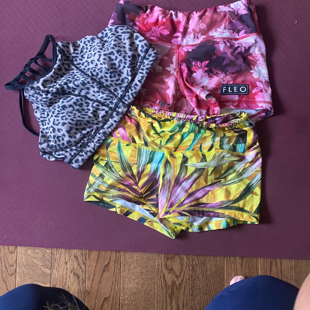 Fleo Shorts Set, sport bra savage barbell